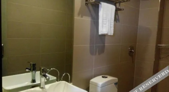 Yun Pan · Cape Town Collection Hotel (Qin Railway Station), Prenota Hotel Qinxian Shanxi