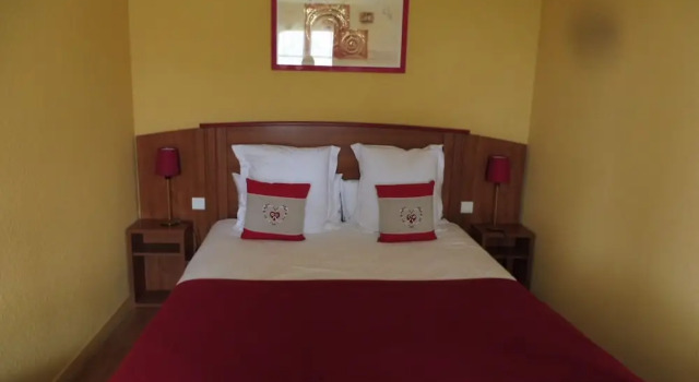 Номер Comfort Logis Auberge De Launay