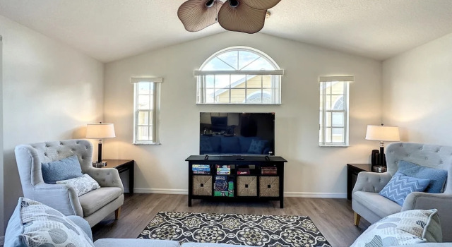 Апартаменты Lovely 3 bed Condo Near Disney Quiet Community