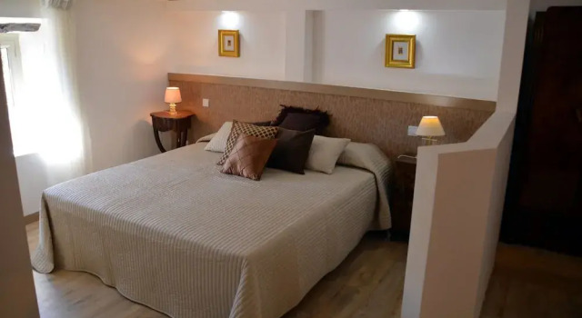 La Bastide de Cordes, Réserver Hôtel Vindrac-Alayrac 