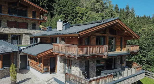 Шале Chalet in Saalbach With Panoramic Sauna