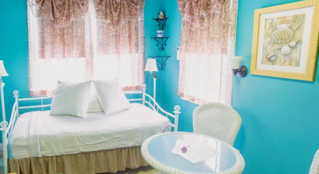 Трёхместный номер Deluxe Keystone Inn Bed and Breakfast