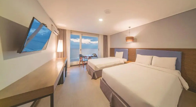 Deluxe Doppel Zimmer mit Balkon EL Hotel