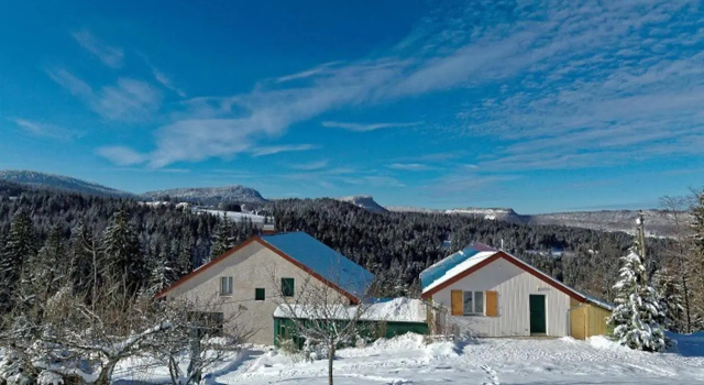 Gîte du Bief de la Chaille, Boek Appartement Hotels in Franche-Comte met parkeren, Parkeren