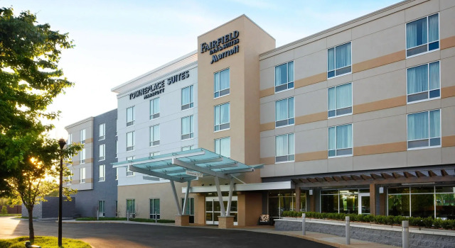 Fairfield Inn & Suites By Marriott Louisville Northeast, Забронировать Отель Луисвилл Louisville Metropolitan Area