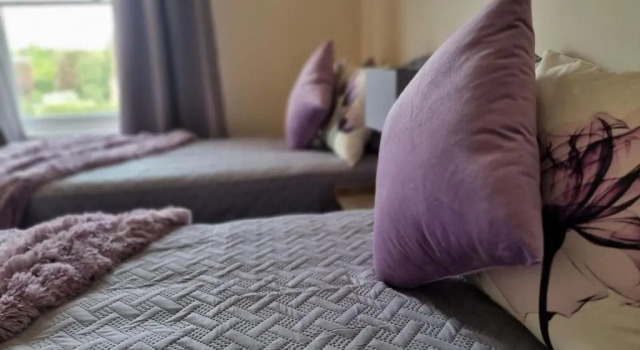 Virexxa Aylesbury Centre - Executive Suite - 2Bed Flat with Free Parking, Забронировать Апартаменты/квартира Отели Эйлсбери с парковкой, рядом с Музей графства Бакингемшир, Парковка