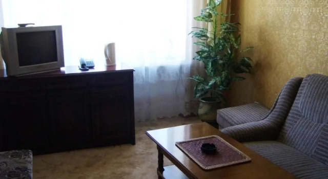 Suite Hotel Profspilkovyi
