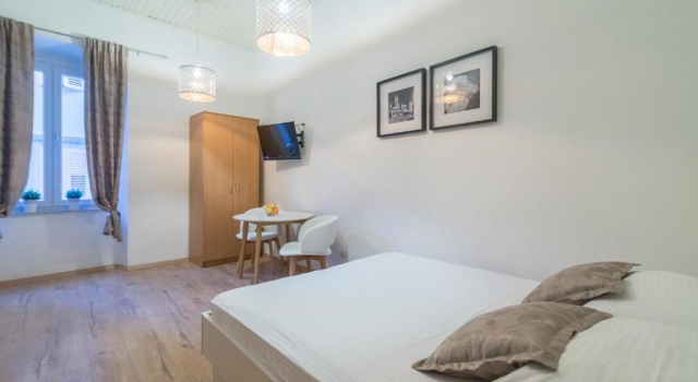 Студия Studios & Apartments Porto