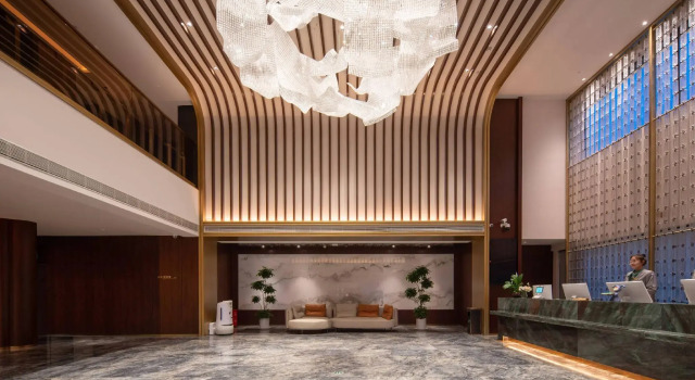 Inzone Garland Selection Hotel (Jinan Sunac Paradise Cultural Tourism City Tangye Branch), Prenota Hotel Hotel a Shandong con parcheggio, Parcheggio