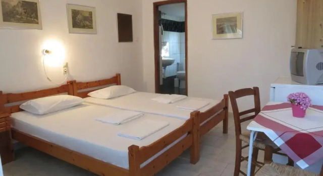 Panagiotis Apostoloudias Rooms, Prenota Hotel Therma Isola di Samotracia