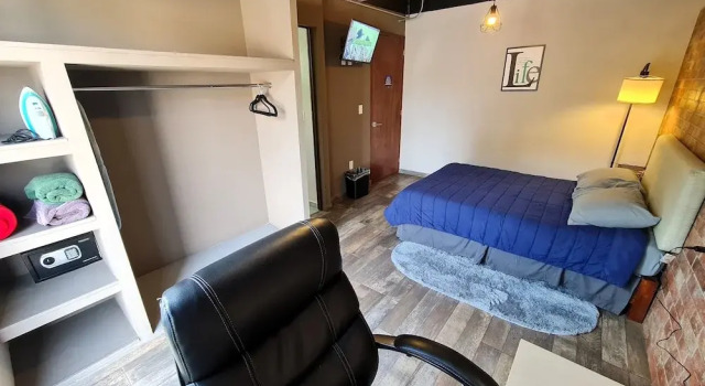 Номер Deluxe R10 Habitación Equipada STV WIFI Parking