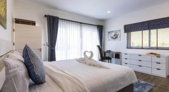 Modern 3 Bedroom Pool Villa (PG19), Забронировать Вилла Виллы Пхетчабури, Вилла