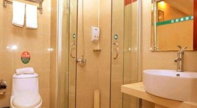 Двухместный номер Standard GreenTree Inn Shanghai Guangxin Road Tongji Hospital Express Hotel