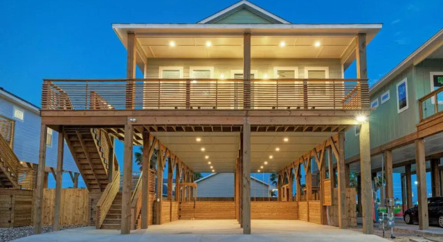 Pool, Firepit + Golf Cart Zone + Near Beach Looney Dunes by Avantstay