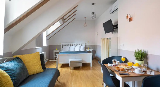 Апартаменты c 1 комнатой Peacock Boutique Apartments