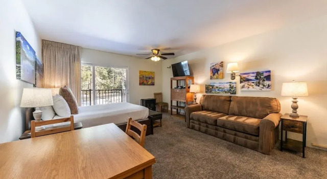 Номер Standard 212 Bldg B 1 Bedroom Condo