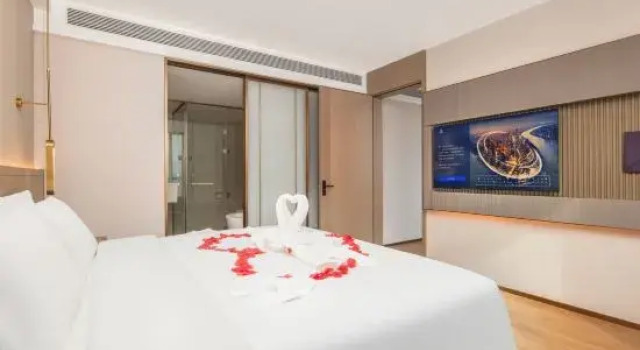 Люкс Business Lavande Hotel (Guangzhou Baiyun Airport Longgui Metro Station)