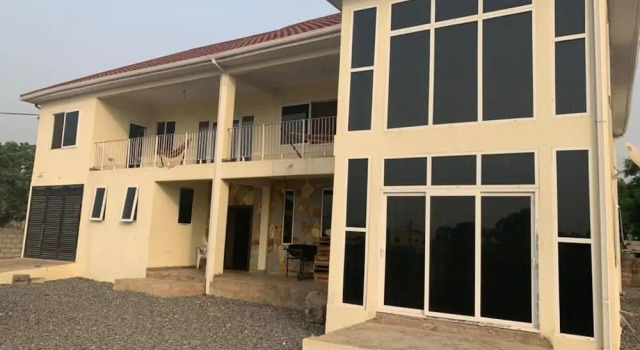 Beautiful one bed Apartment in Tema, Community 6, Prenota Appartamento Tema Greater Accra
