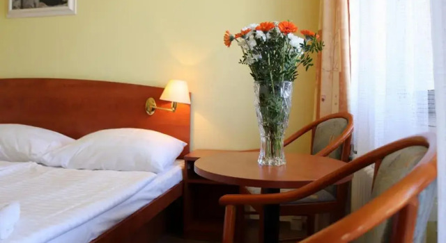 Habitación triple Estándar Hotel Krystal