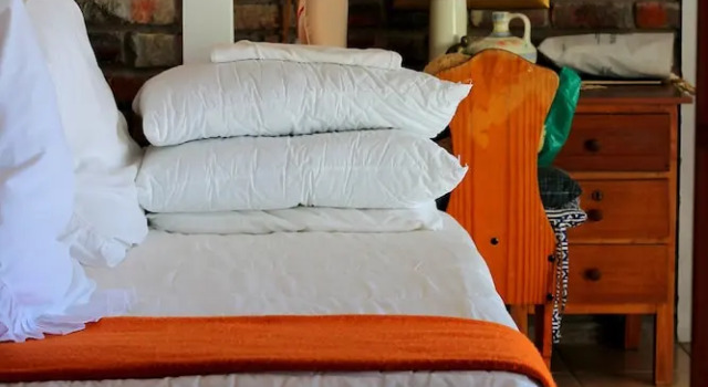 Sandpiper Guest Cottages, Buchen Sie Pension SPA-Hotels in Mossel, SPA