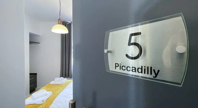 Студия City & Station Apartments at Gulland House by Pureserviced