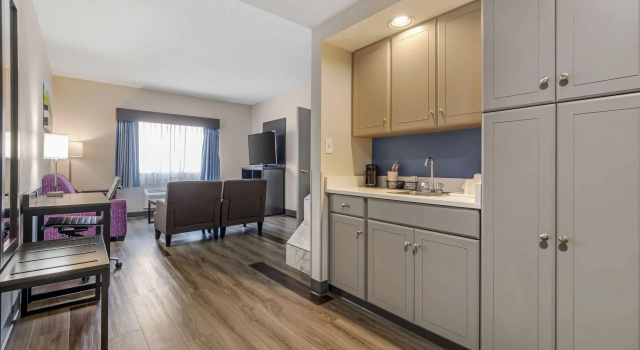 Люкс Best Western Louisville Airport Expo