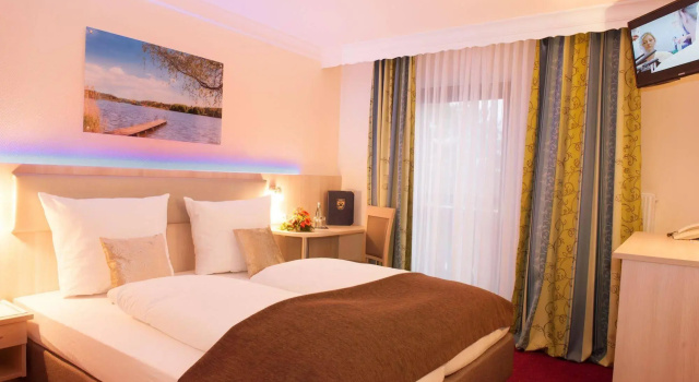Hotel Seeblick, Rezervovat Hotel Wellness hotely v Chiemgau, SPA