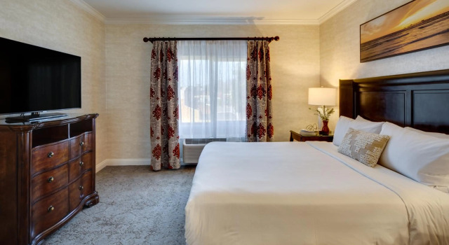 Ayres Hotel Costa Mesa/Newport Beach