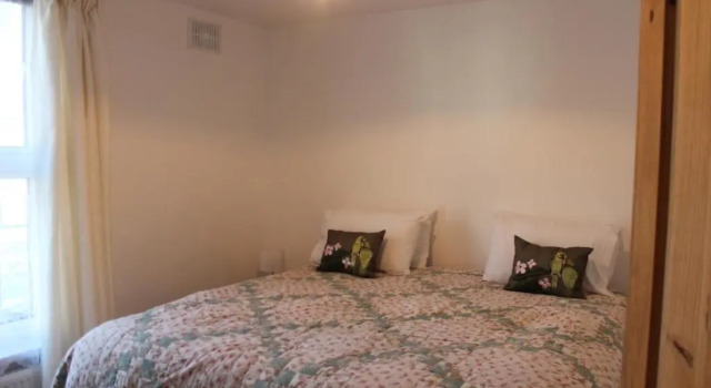Deal Cottage 5 minutes walk to the beach & Town centre, Varaa Lomakoti Mökit kohteessa Merseyside, Mökki
