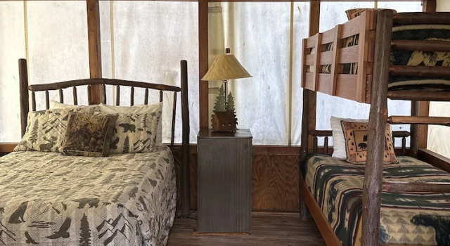 Тент с балконом Indian Flat RV Park - Tent Cabins & Cottages