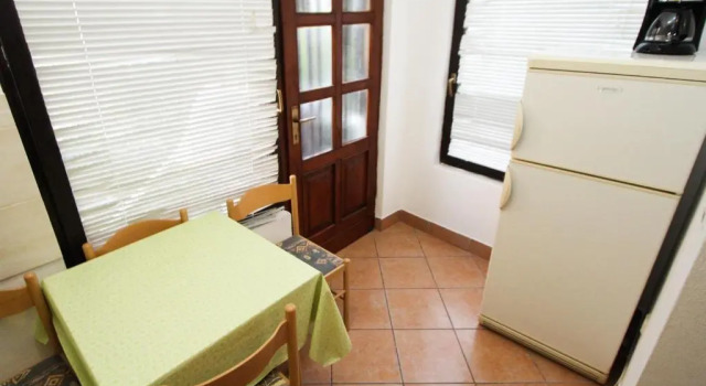 Апартаменты c 1 комнатой Apartments Petrina