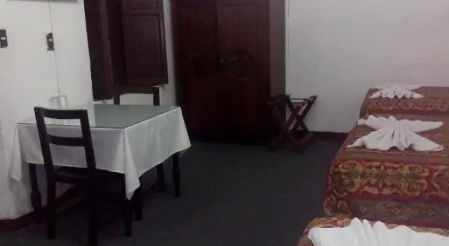 Трёхместный номер Standard Hotel Spring