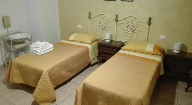 Il Nido, Rezervasyon Otel Thiesi Sardinya