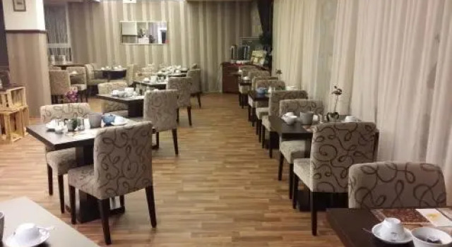 Abant Hotel Frankfurt Obertshausen (ex Hotel Anthes), Забронировать Отель Отели земли Гессена 3 звезды, 3*