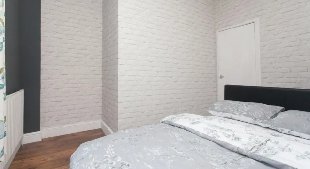 NEW Cosy 2BD Home Close To Centre Stoke On Trent, Забронировать Отель Сток-он-Трент Стаффордшир, рядом с Театр Regent
