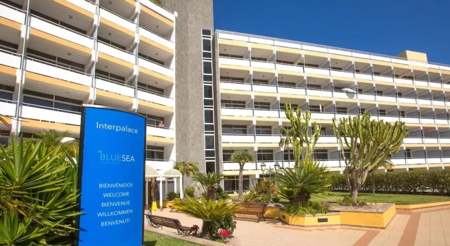 Apartment in 4 star Hotel 24h