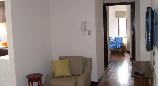 A Place in the Sky - c23 Calacoto, Buchen Sie Hotel Achumani Murillo Province