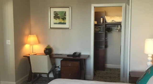 Номер Standard с 2 комнатами с видом на океан Palm Beach Singer Island Resort & Spa Luxury Suites