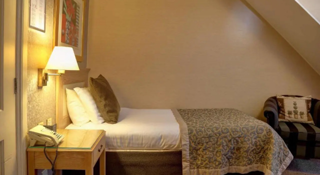 Одноместный номер Standard Norfolk Royale Hotel