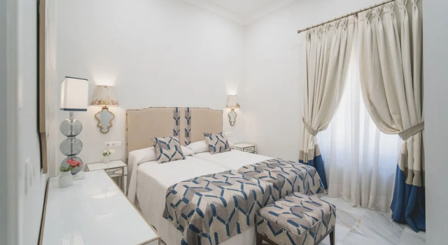 Семейные апартаменты с 2 комнатами Apartamentos Abreu Suites