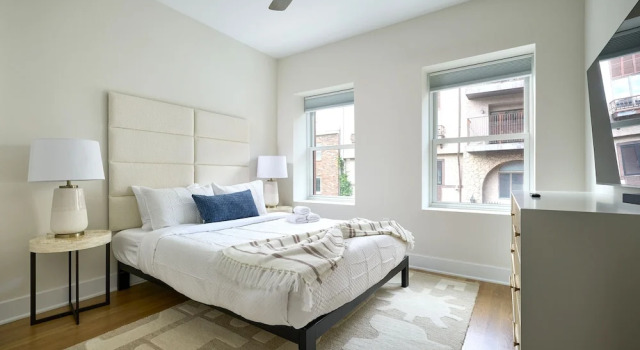 Sunny 2BR Loft Work Relax Minutes to NYC, Забронировать Апартаменты/квартира Хобокен North Jersey, рядом с Парк Мэдисон