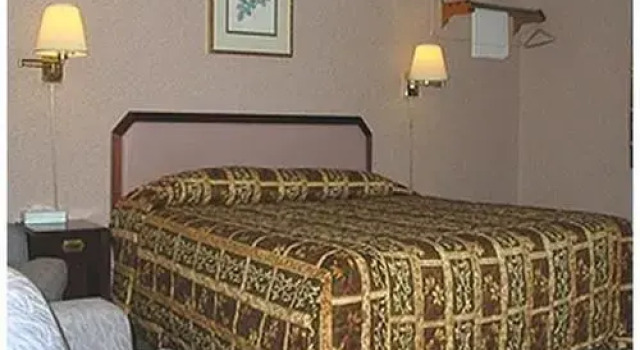 Red Carpet Inn Denver, Rezerwuj Hotel Denver Dutch Country Pennsylvania