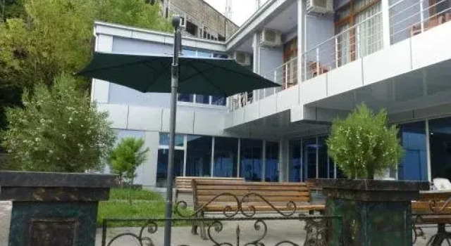 Rest House Orioni, Prenota Hotel Tskhaltubo 