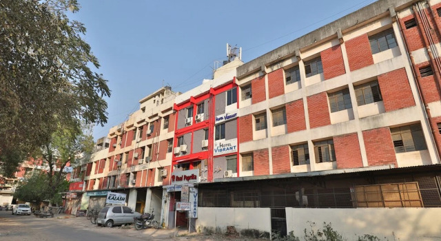 OYO 12147 Hotel Vibrant