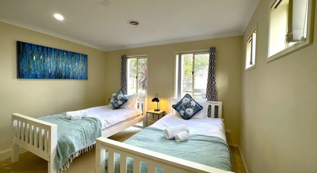 Boardwalk House by GoodLive, Book Villa Hotels in Point Cook with Parking, Parking