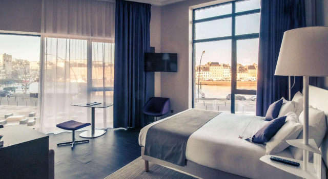 Двухместный номер Classic Mercure Cherbourg Centre Port