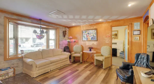 Коттедж Half-mi to River Walk: 'rose Cottage' in Truckee!