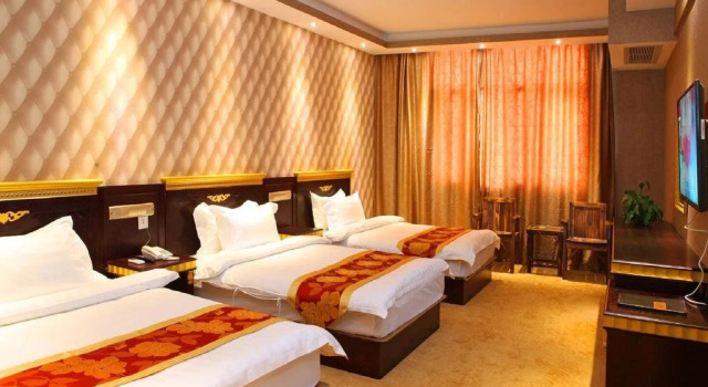Peacock Princess Hotel