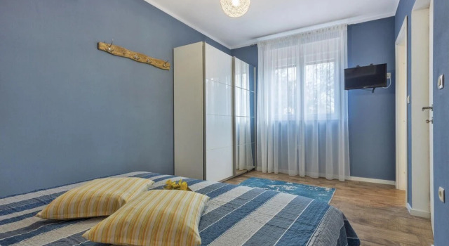 Beautiful Home in Medulin With Wifi and 4 Bedrooms, Reserva ahora Hotel Hoteles en Pula con aparcamiento, Aparcamiento