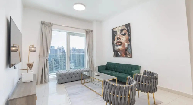 Marina Views and a 3 Bedroom Apartment in Dubai Marina
